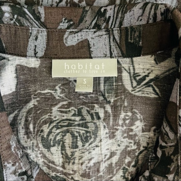 Habitat grey blue linen floral watercolor button front tunic top small - Picture 6 of 6